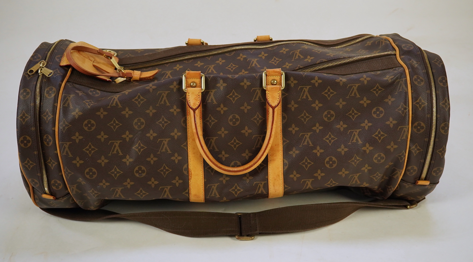 A Louis Vuitton larger shoulder bag